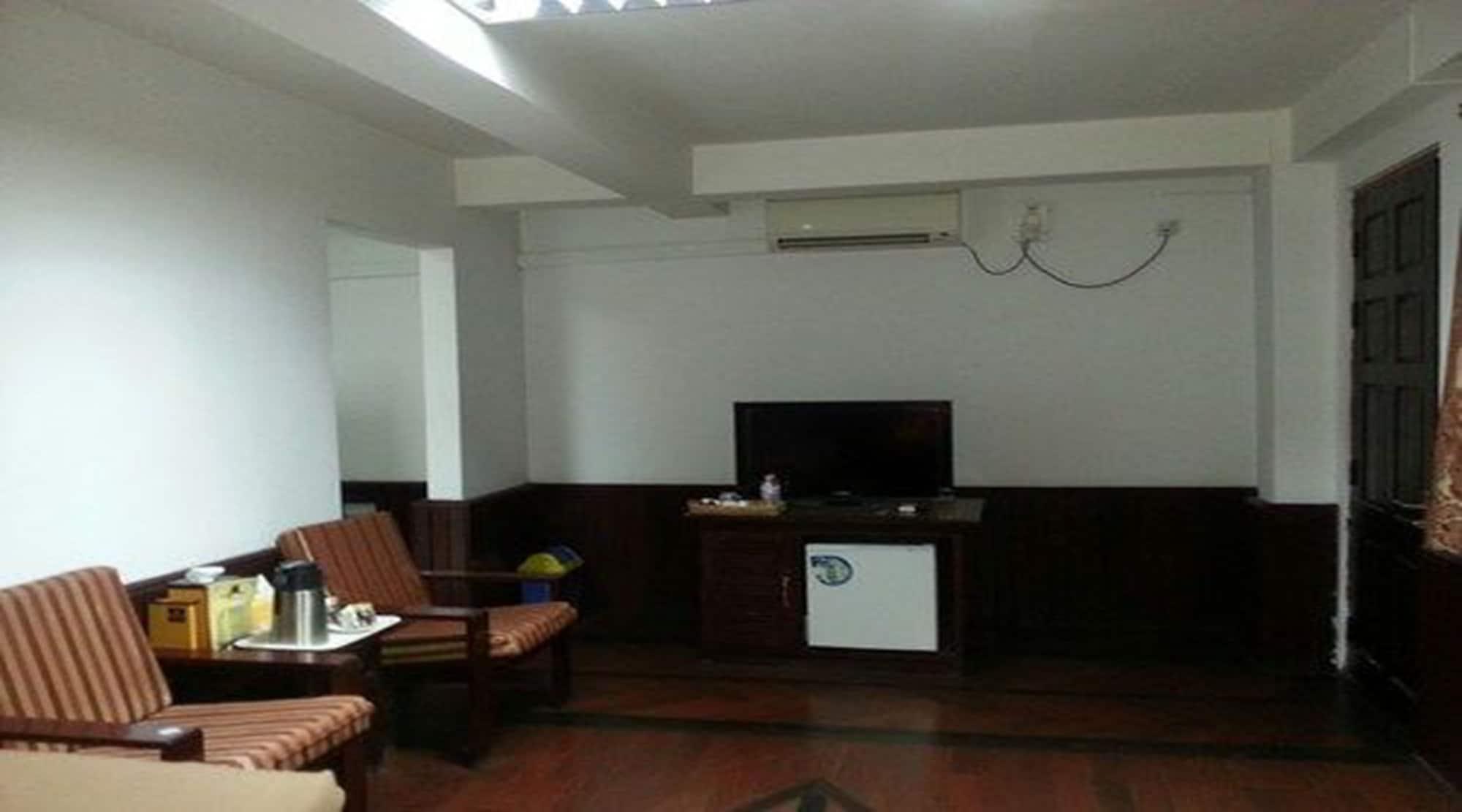 Airport Inn Gyogon Exterior foto